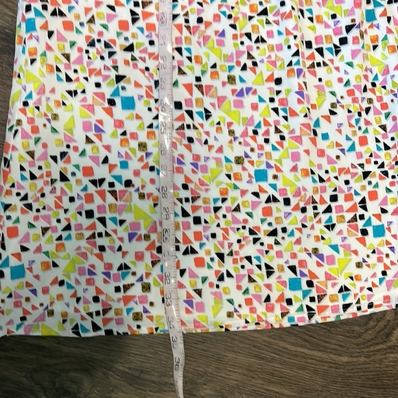 CECE Candy Gems Print Tie Neck Shift
Dress Sz 4 - Picture 9 of 10